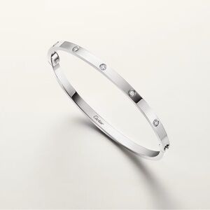 Elegant Silver Bracelet‎
